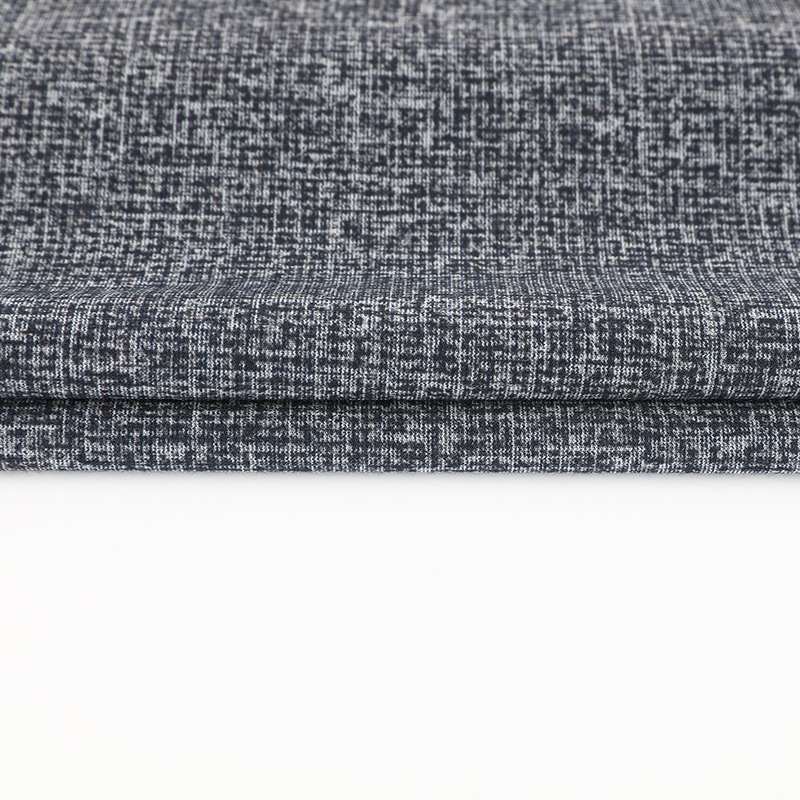 Pourquoi le tissu en rayonne de polyester est-il plus doux et plus confortable ?